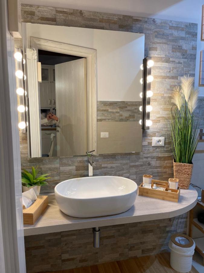 Loft Penelope Apartment ติโวลี ภายนอก รูปภาพ