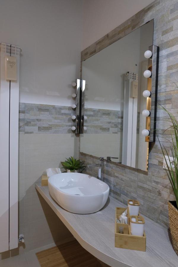 Loft Penelope Apartment ติโวลี ภายนอก รูปภาพ